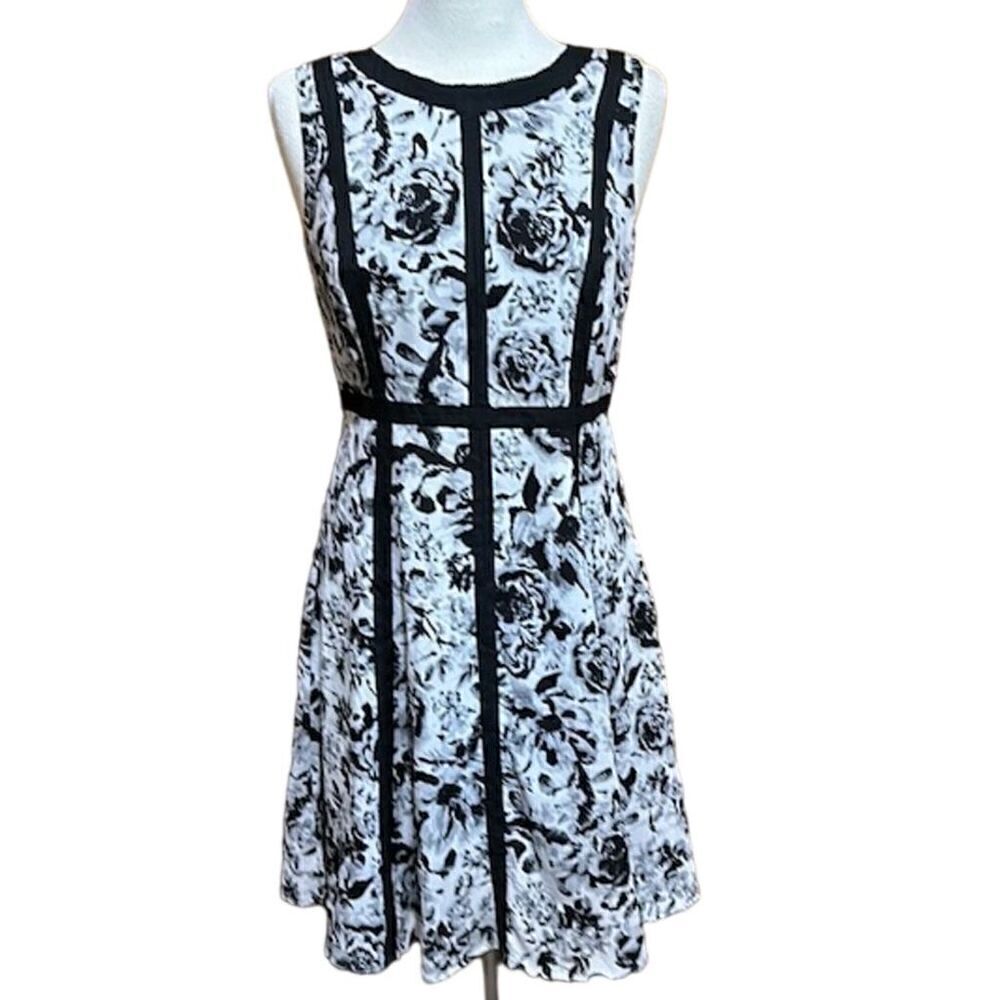 Talbots Sleeveless A-Line Black White Floral Print Dress Size 8 - EUC